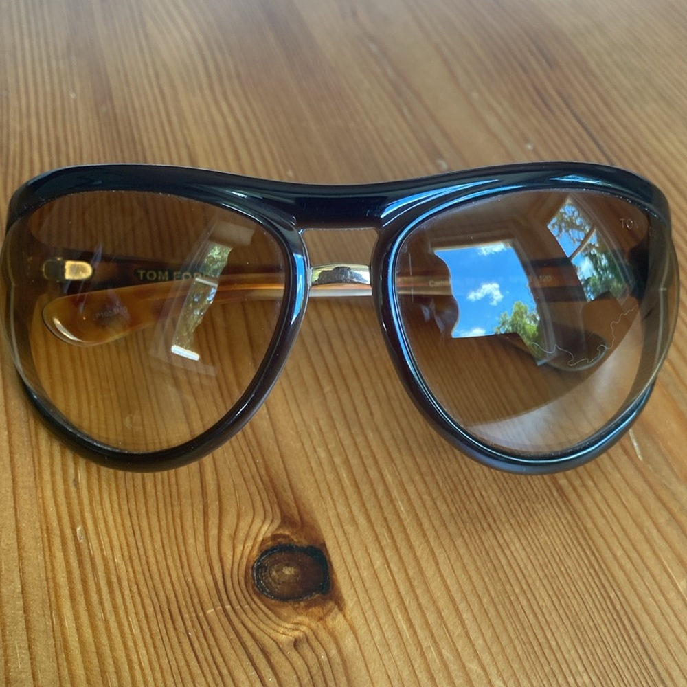 Tom Ford Cameron Sunglasses EUC